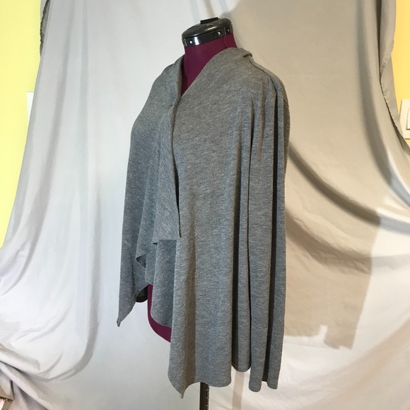 AB Studio long sleeve light sweater wrap - Picture 2 of 4